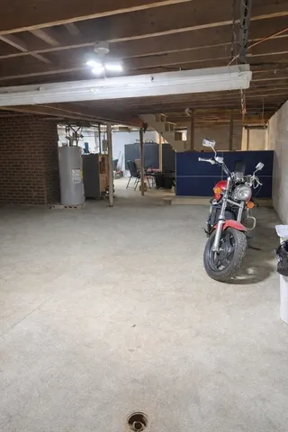 $269,900 | 389 West Main Street, Dudley, MA 01571