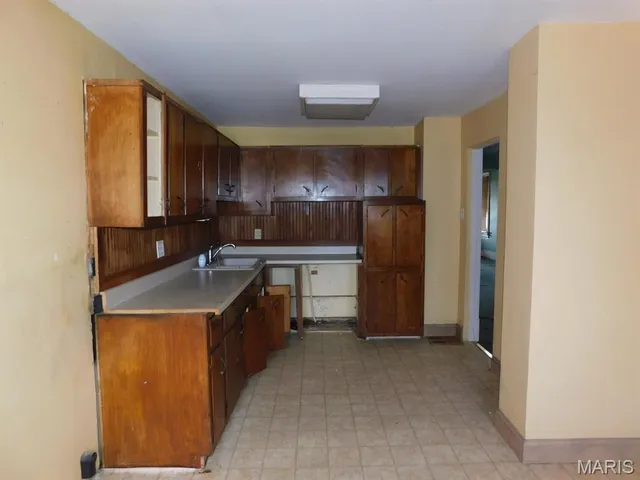 $30,000 | 2030 Illinois Avenue, Granite City, IL 62040