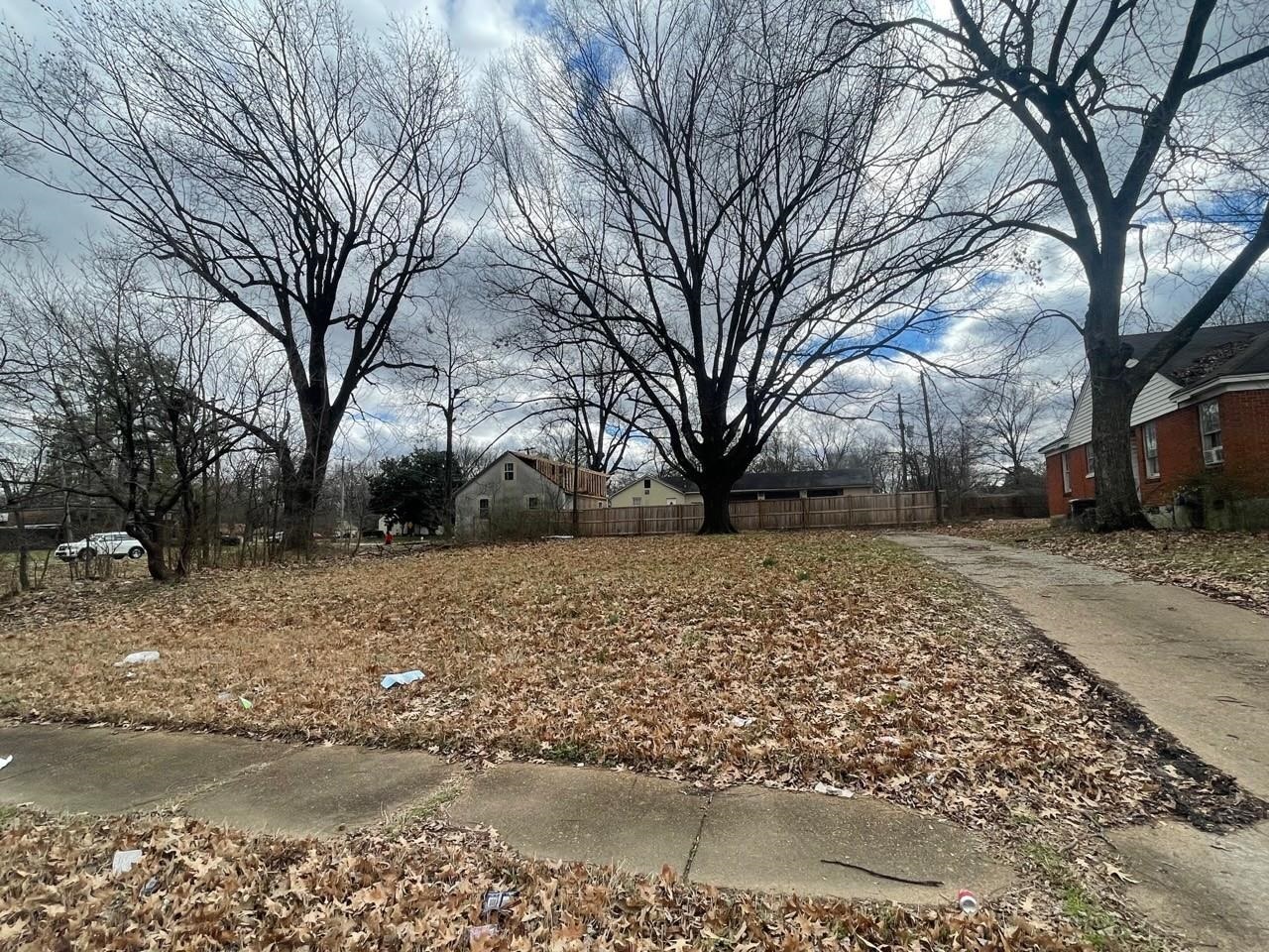 3489 Hadley Road Memphis, TN 38111 - Photo 1 of 1 a view of house with a yard