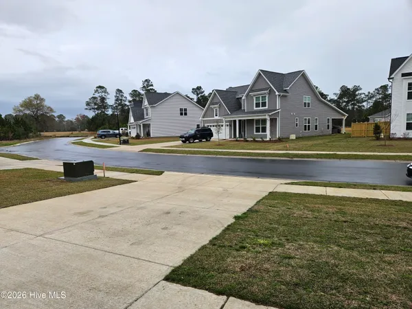 $2,800 | 102 Lennox Lane, Hampstead, NC 28443