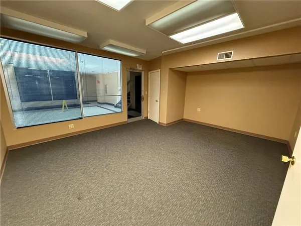 $12 | 665 Philadelphia Street, Unit 12/014, Indiana, PA 15701