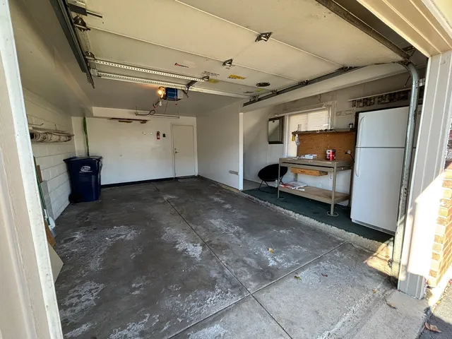 a view of a garage