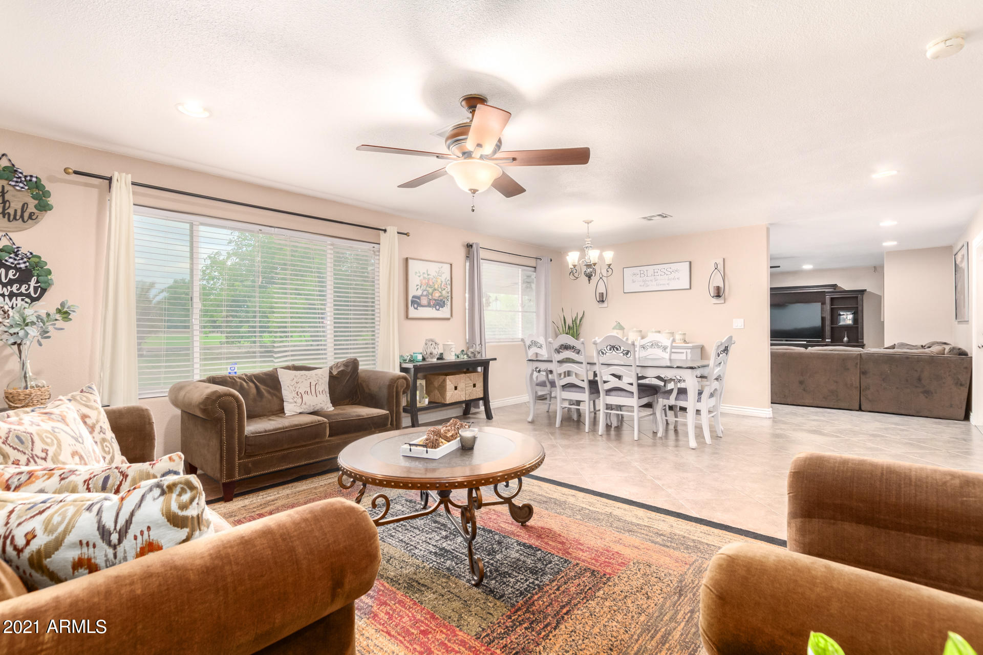 841 South Power Road Mesa, AZ 85206 - Photo 7 of 28 12-Power
