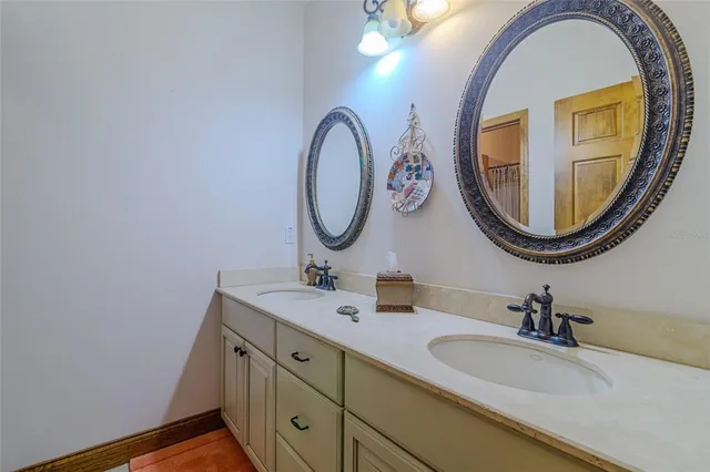 $895,000 | 5795 Southwest 43rd Place, Ocala, FL 34474