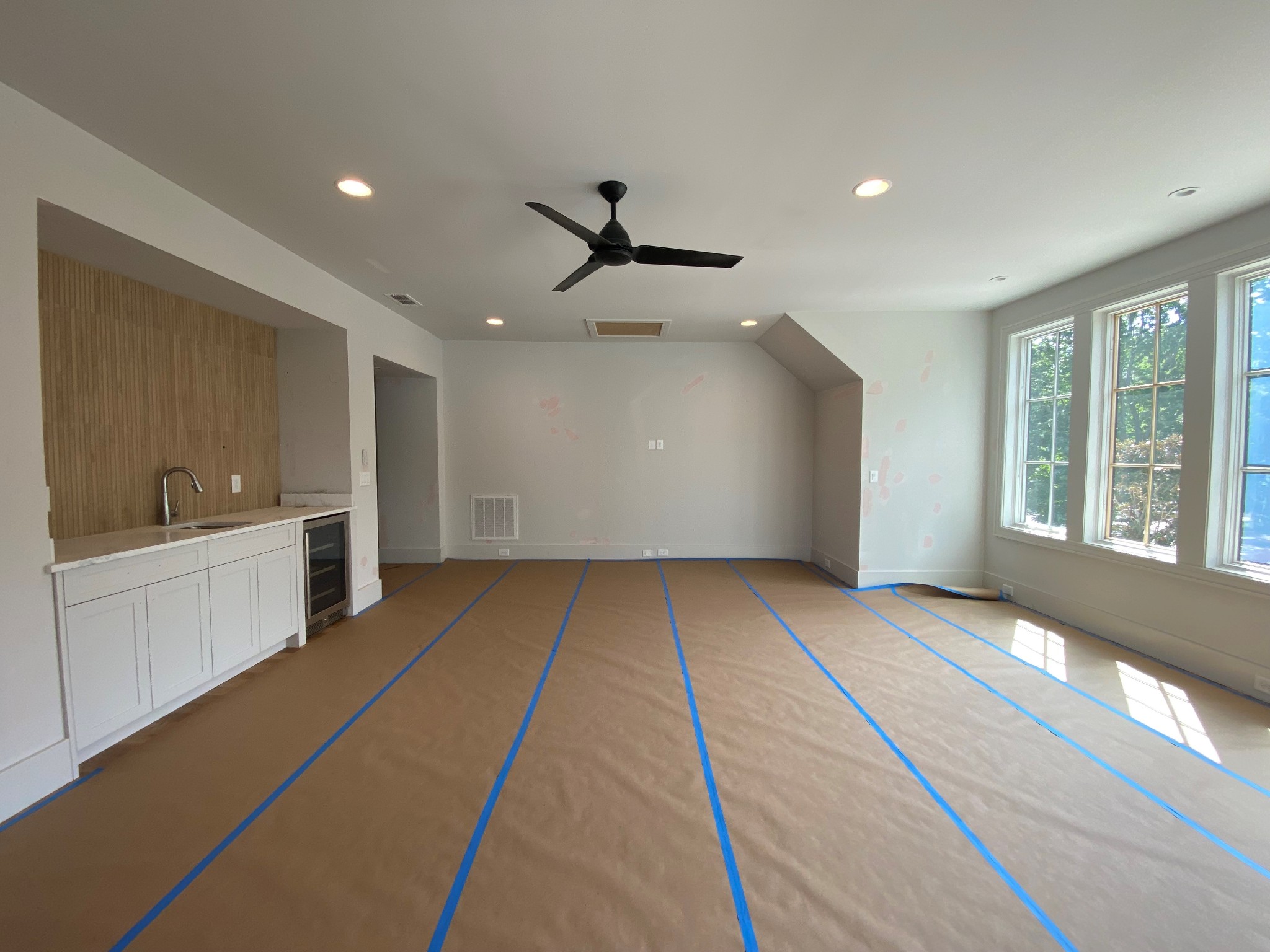 3620 Robin Road Nashville, TN 37204 - Photo 16 of 32 a view of a kitchen with a sink and a window