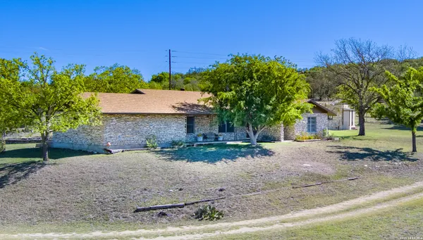 $565,000 | 542 Fm 473, Comfort, TX 78013