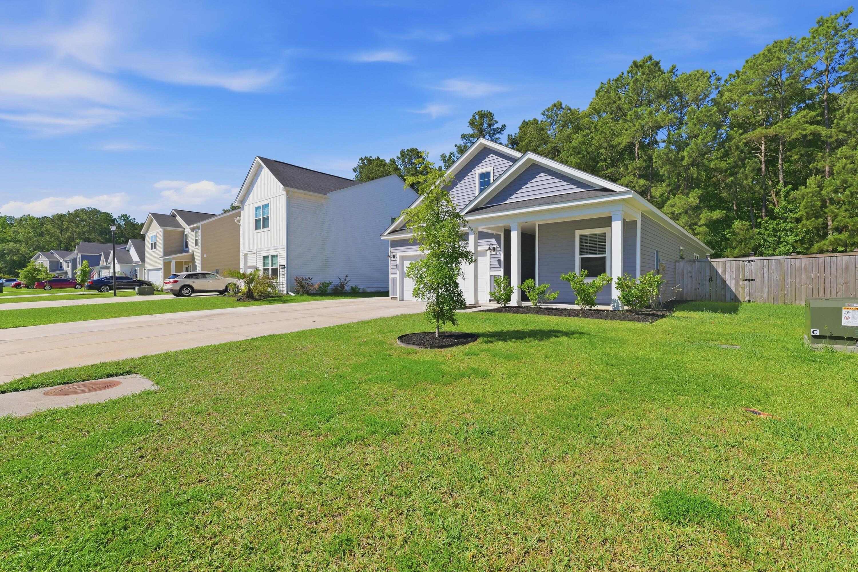 559 Abigail Street Moncks Corner, SC 29461 - Photo 8 of 47