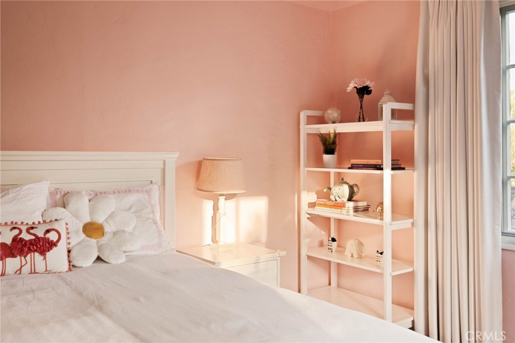 2454 Ridgeway Road San Marino, CA 91108 - Photo 27 of 34 PINK BEDROOM 2