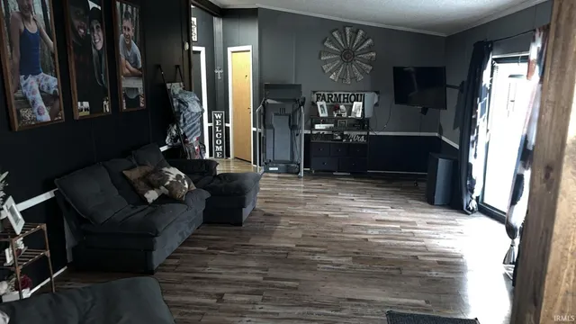 $230,000 | 8013 East 250 South, Pierceton, IN 46562