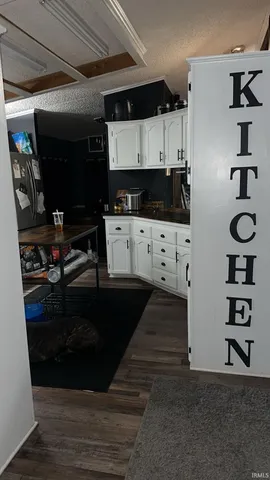 $230,000 | 8013 East 250 South, Pierceton, IN 46562