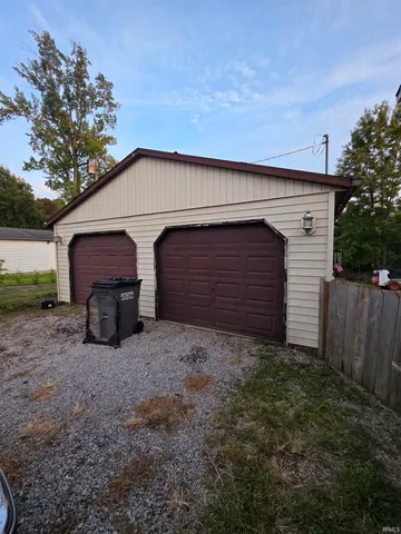 $230,000 | 8013 East 250 South, Pierceton, IN 46562