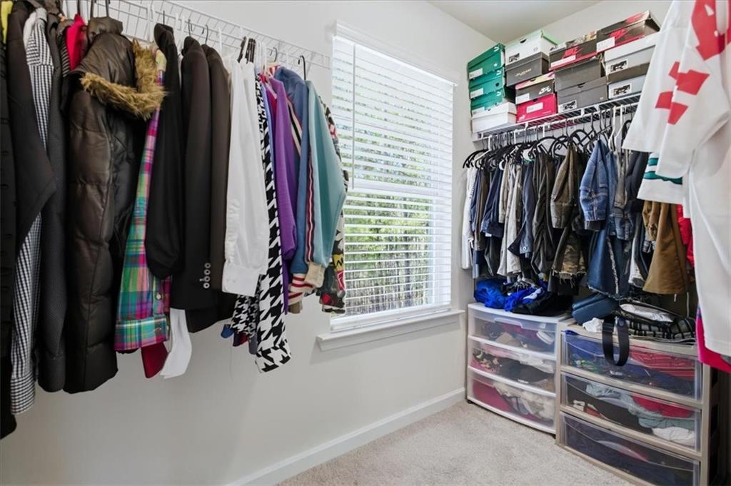 3980 Riverchess Drive Southwest Atlanta, GA 30331 - Photo 29 of 46 a view of walk in closet with clothes