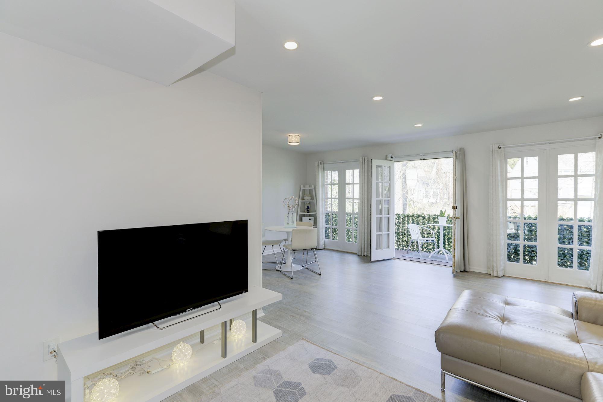 1909 Lyttonsville Road Silver Spring, MD 20910 - Photo 5 of 33 Gallery Image 5