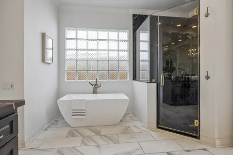 $1,999,000 | 4817 Linden Street, Bellaire, TX 77401