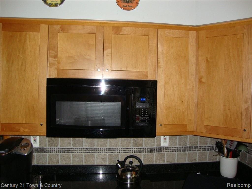 781 Cobblestone Drive Rochester, MI 48309 - Photo 17 of 47 DSC01094.JPG