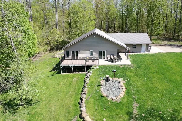 $685,000 | 48990 Co Highway 17, Vergas, MN 56587
