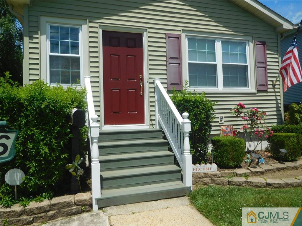 706 2nd Street Dunellen, NJ 08812 - Photo 2 of 25 Gallery Image 2