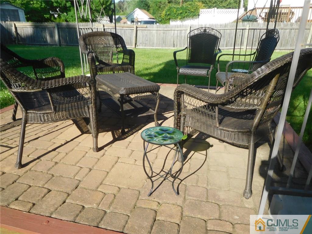 706 2nd Street Dunellen, NJ 08812 - Photo 9 of 25 Gallery Image 9