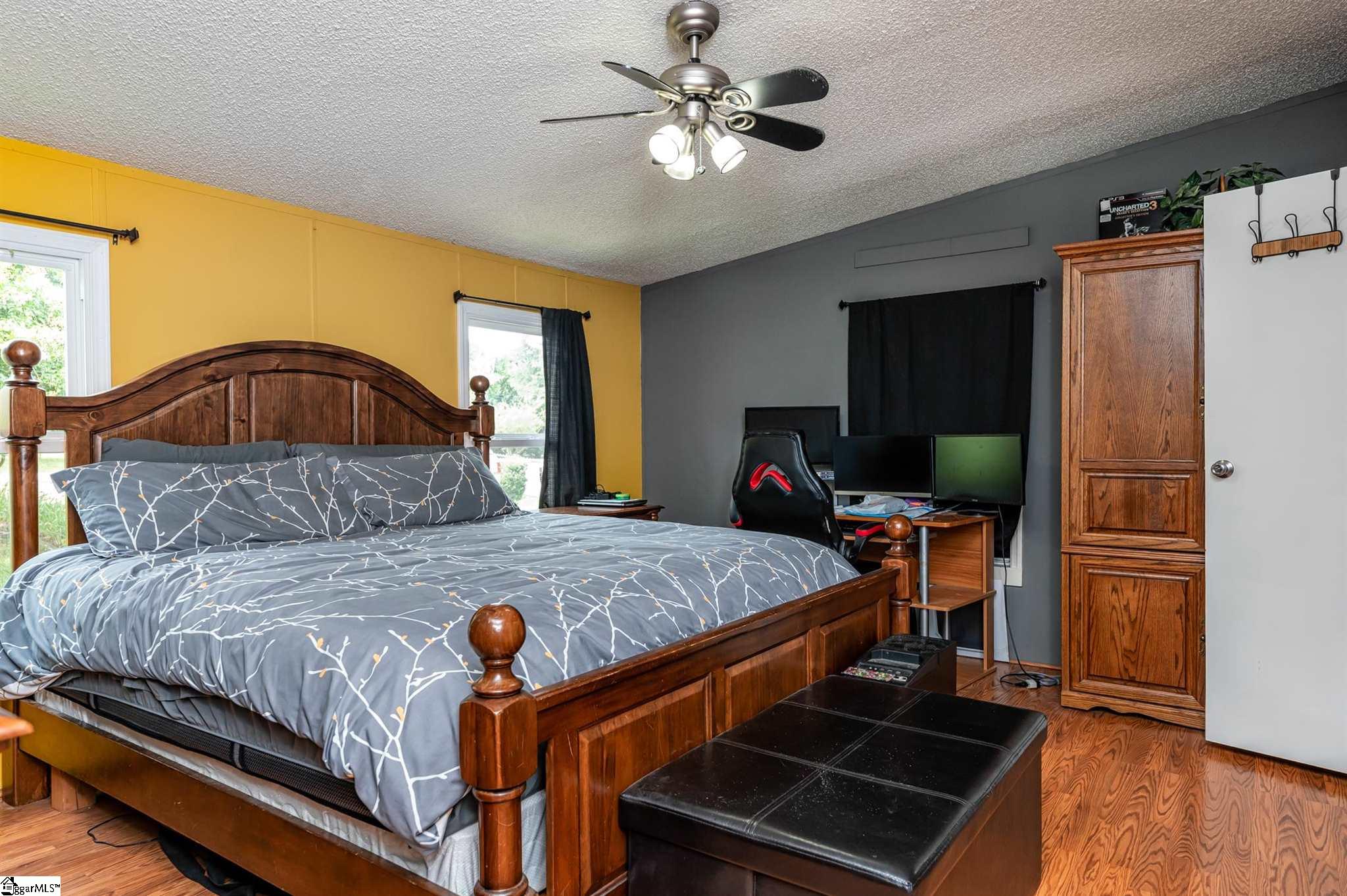 243 Tapp Road Greer, SC 29651 - Photo 10 of 24