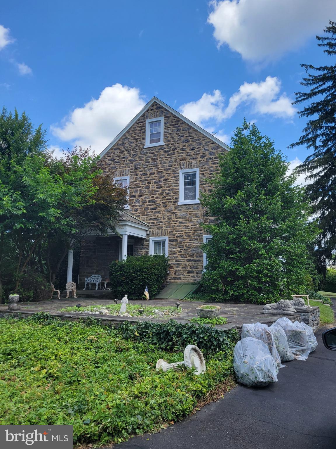 1078 Southampton Road Philadelphia, PA 19116 - Photo 16 of 19 Gallery Image 16