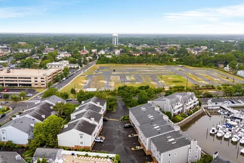 $819,000 | 206 Harbour Cove, Unit 206, Somers Point, NJ 08244