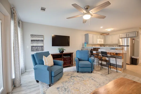 $375,000 | 730 East Mather Street, Unit J202, New Braunfels, TX 78130