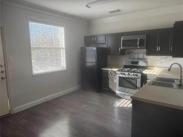 $1,650 | 14408 Charles Dickens Drive, Unit B, Pflugerville, TX 78660