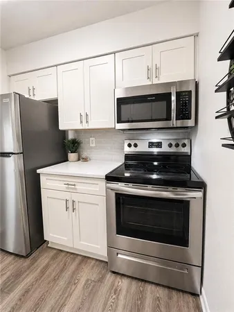 $163,000 | 6224 Robinson Street, Unit 4, Overland Park, KS 66202