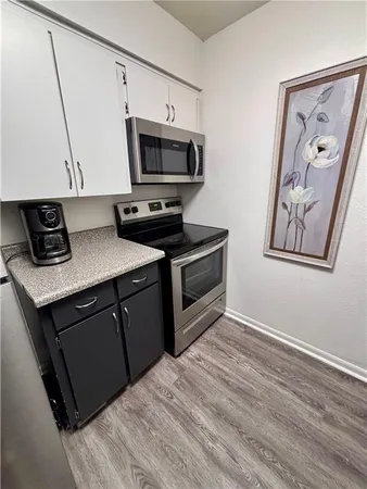 $163,000 | 6224 Robinson Street, Unit 4, Overland Park, KS 66202
