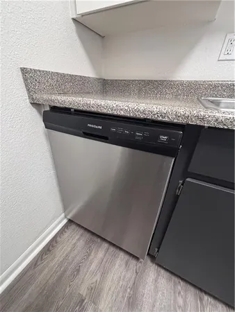 $163,000 | 6224 Robinson Street, Unit 4, Overland Park, KS 66202