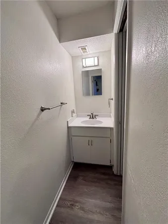$163,000 | 6224 Robinson Street, Unit 4, Overland Park, KS 66202