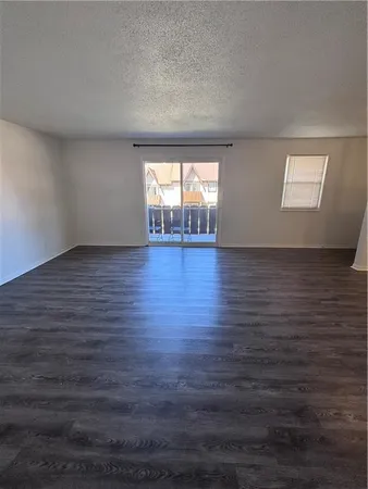 $163,000 | 6224 Robinson Street, Unit 4, Overland Park, KS 66202