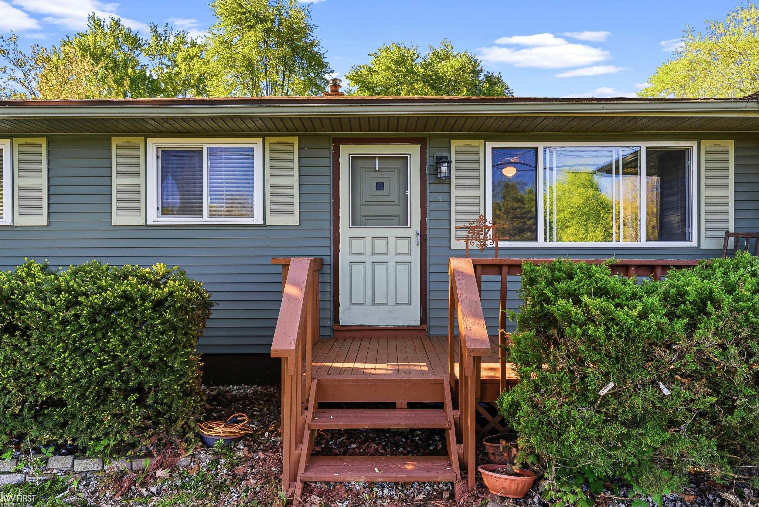 4271 Highland Road Milford, MI 48380 - Photo 13 of 48