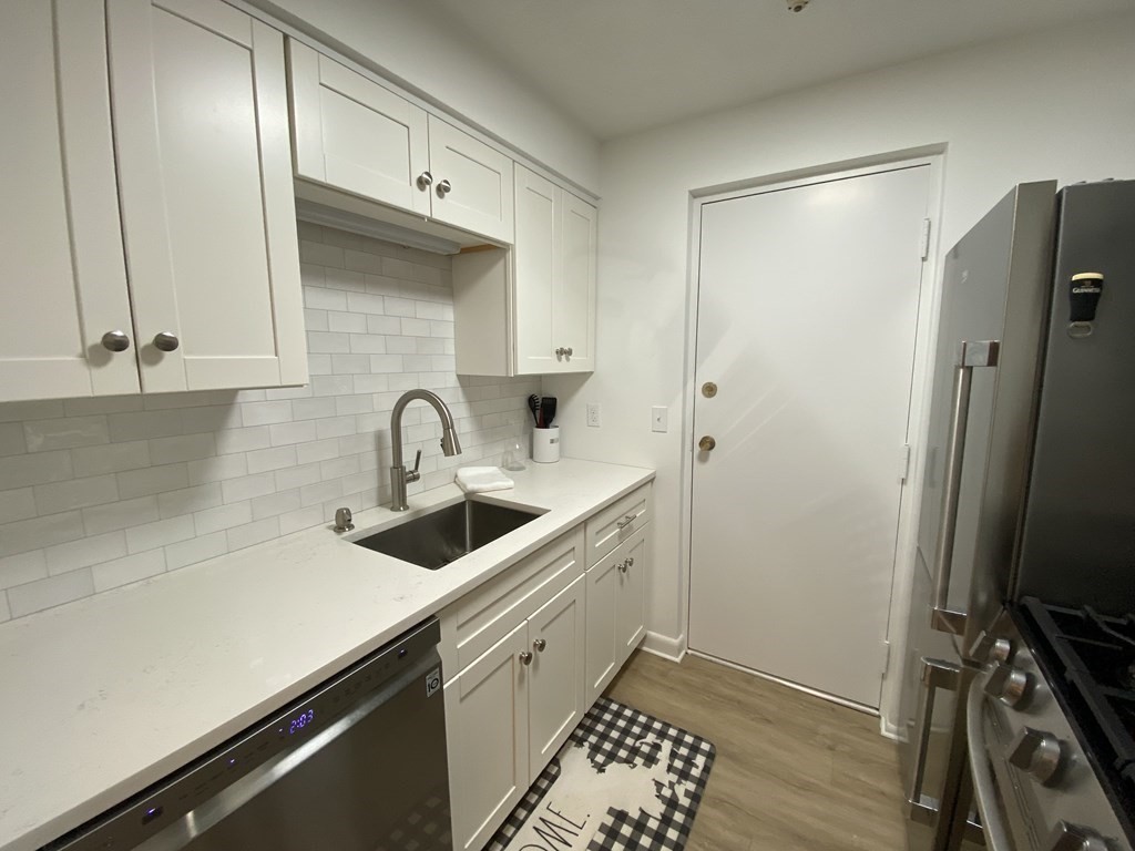 80 Walnut Street, Unit 306 Canton, MA 02021 - Photo 6 of 11 Gallery Image 6