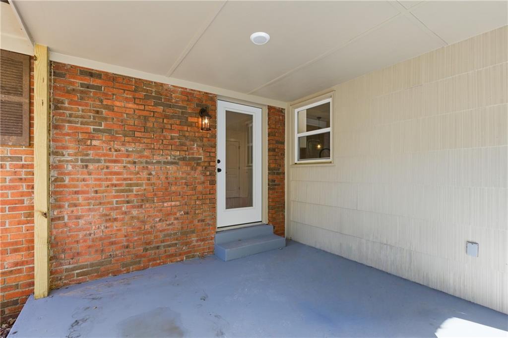 112 Woodland Street Clarkesville, GA 30523 - Photo 33 of 44