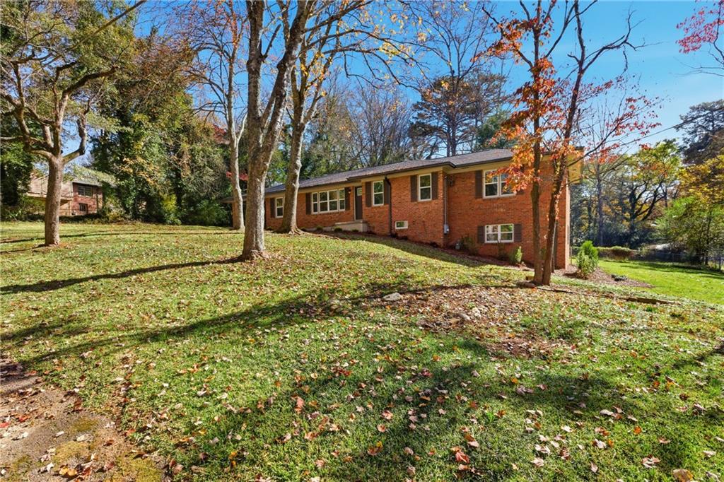 112 Woodland Street Clarkesville, GA 30523 - Photo 36 of 44