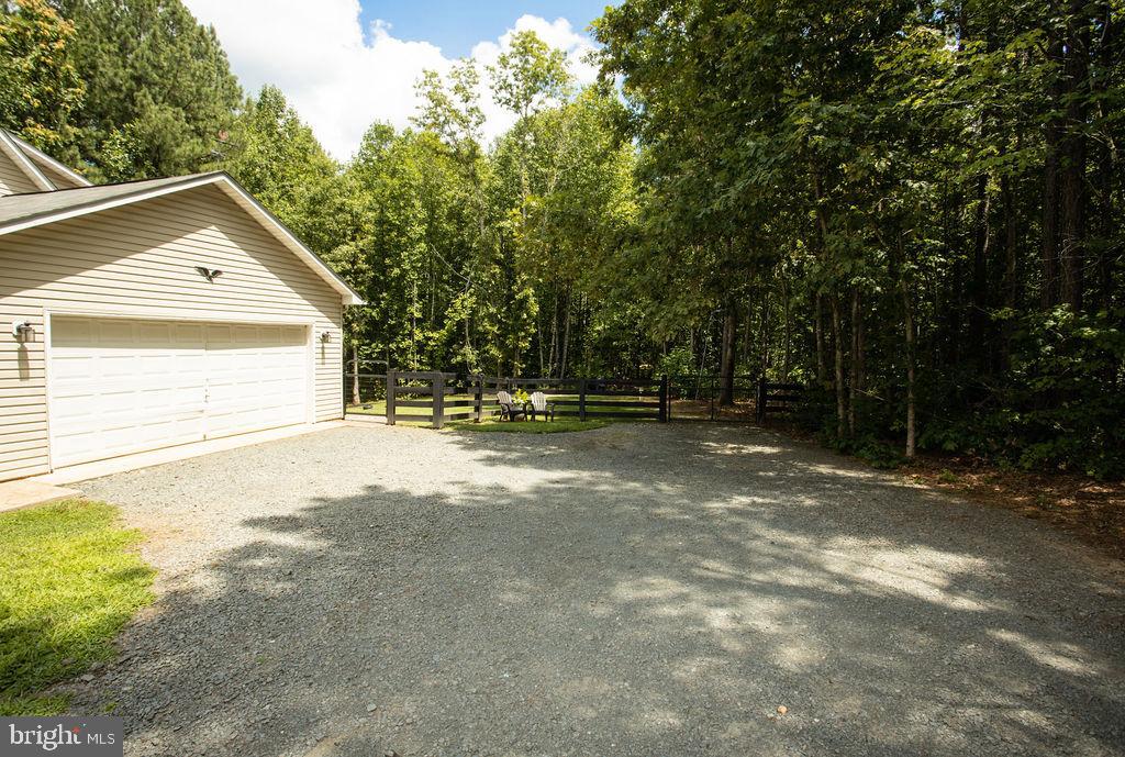 13615 Union Church Road Sumerduck, VA 22742 - Photo 4 of 37