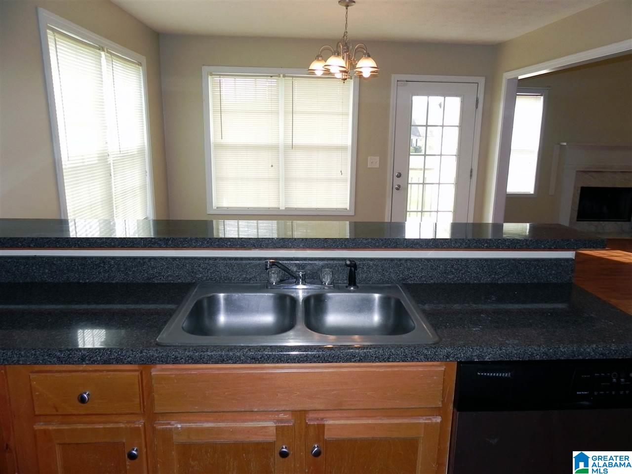 211 Hawk Pass Anniston, AL 36207 - Photo 15 of 31