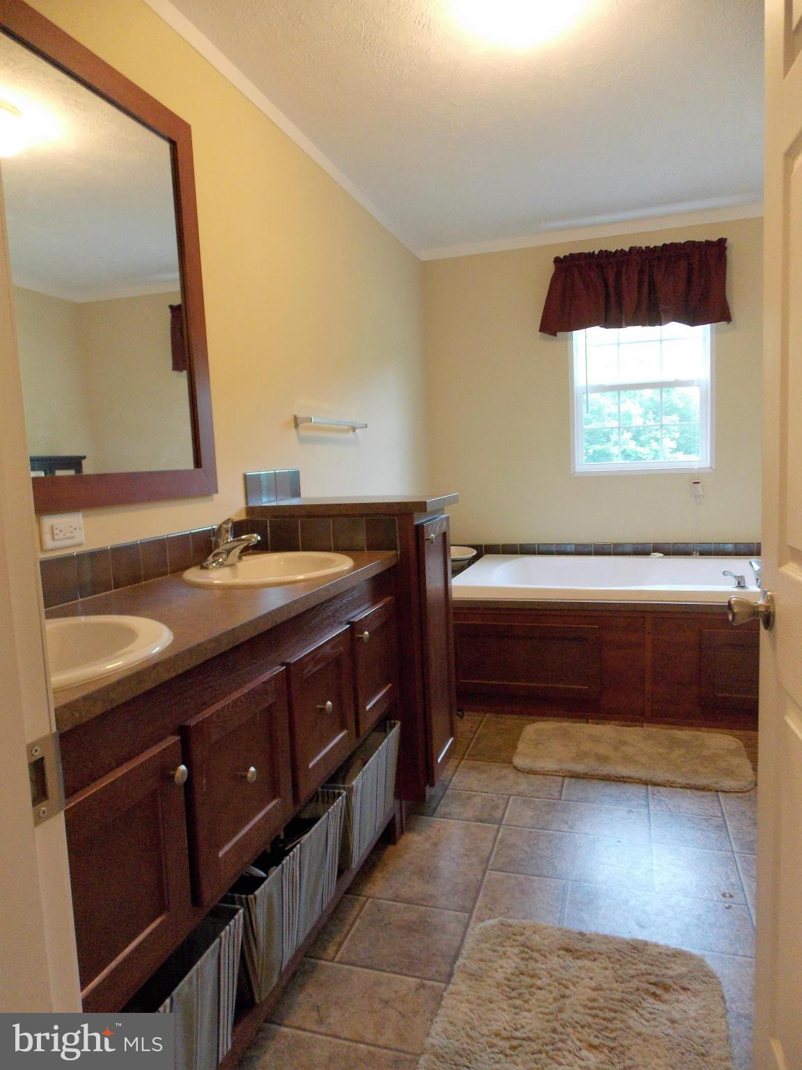 7655 Morris Road Spotsylvania, VA 22551 - Photo 11 of 20 Bath (Master)