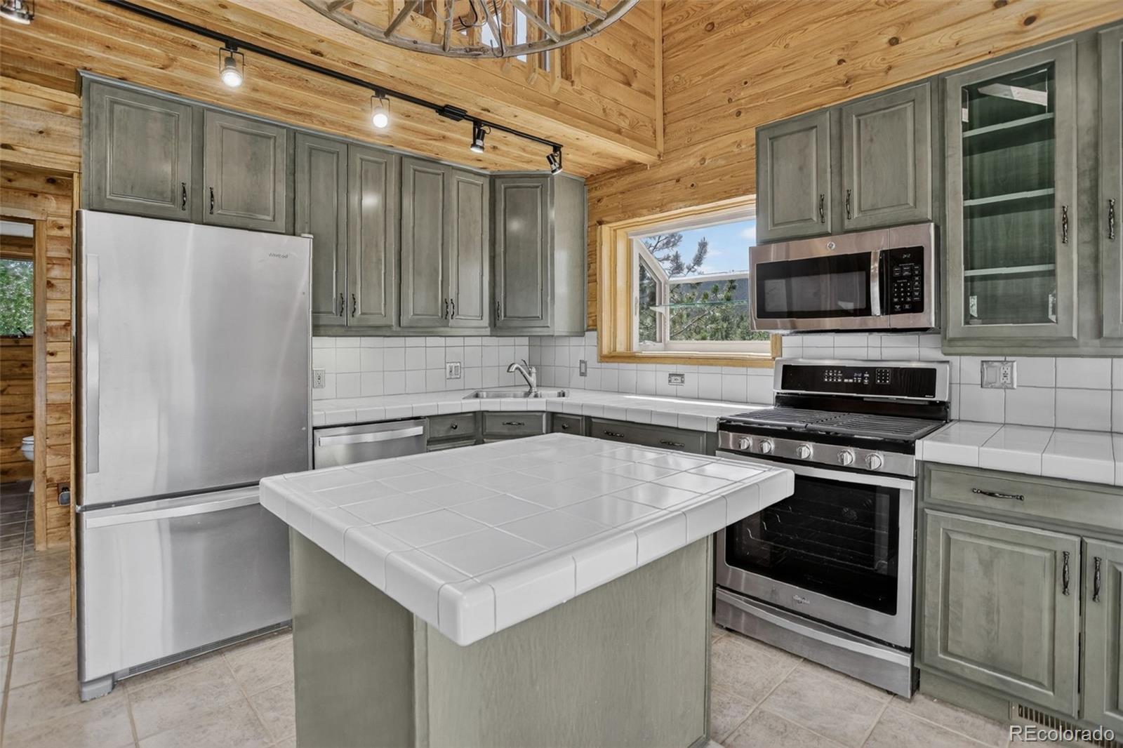 606 Clark Road Bailey, CO 80421 - Photo 11 of 40