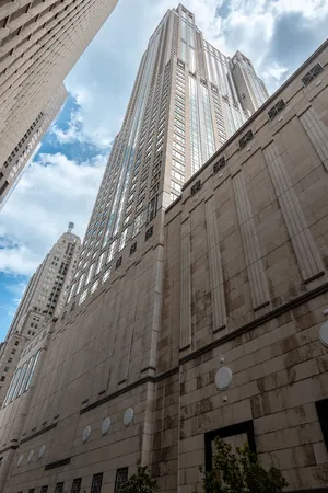 $2,450,000 | 77 East Walton Street, Unit 25B, Chicago, IL 60611