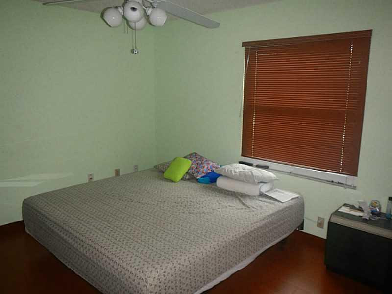 10285 Islander Drive Boca Raton, FL 33498 - Photo 18 of 24 Bedroom