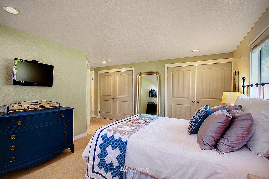 17604 28th Avenue Southeast Bothell, WA 98012 - Photo 9 of 16 Gallery Image 9
