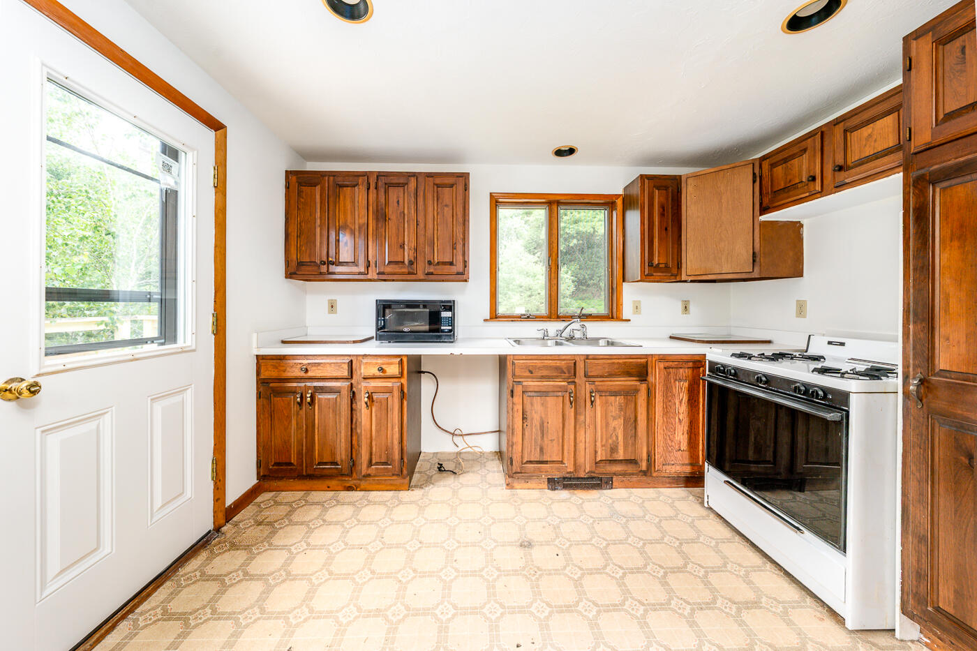 208 Route 6 Truro, MA 02666 - Photo 12 of 32 kitchen1