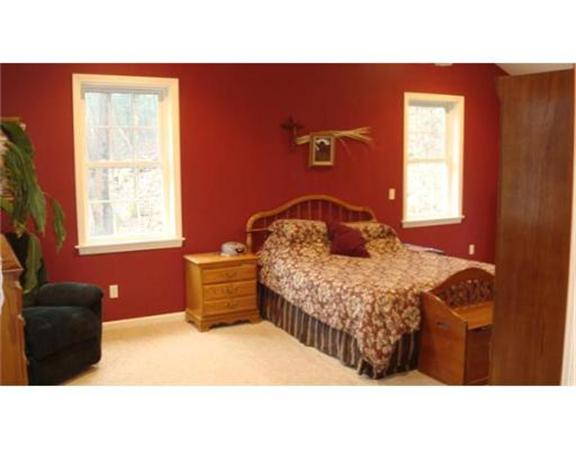 366 Leadmine Road Sturbridge, MA 01518 - Photo 7 of 14