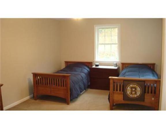 366 Leadmine Road Sturbridge, MA 01518 - Photo 9 of 14