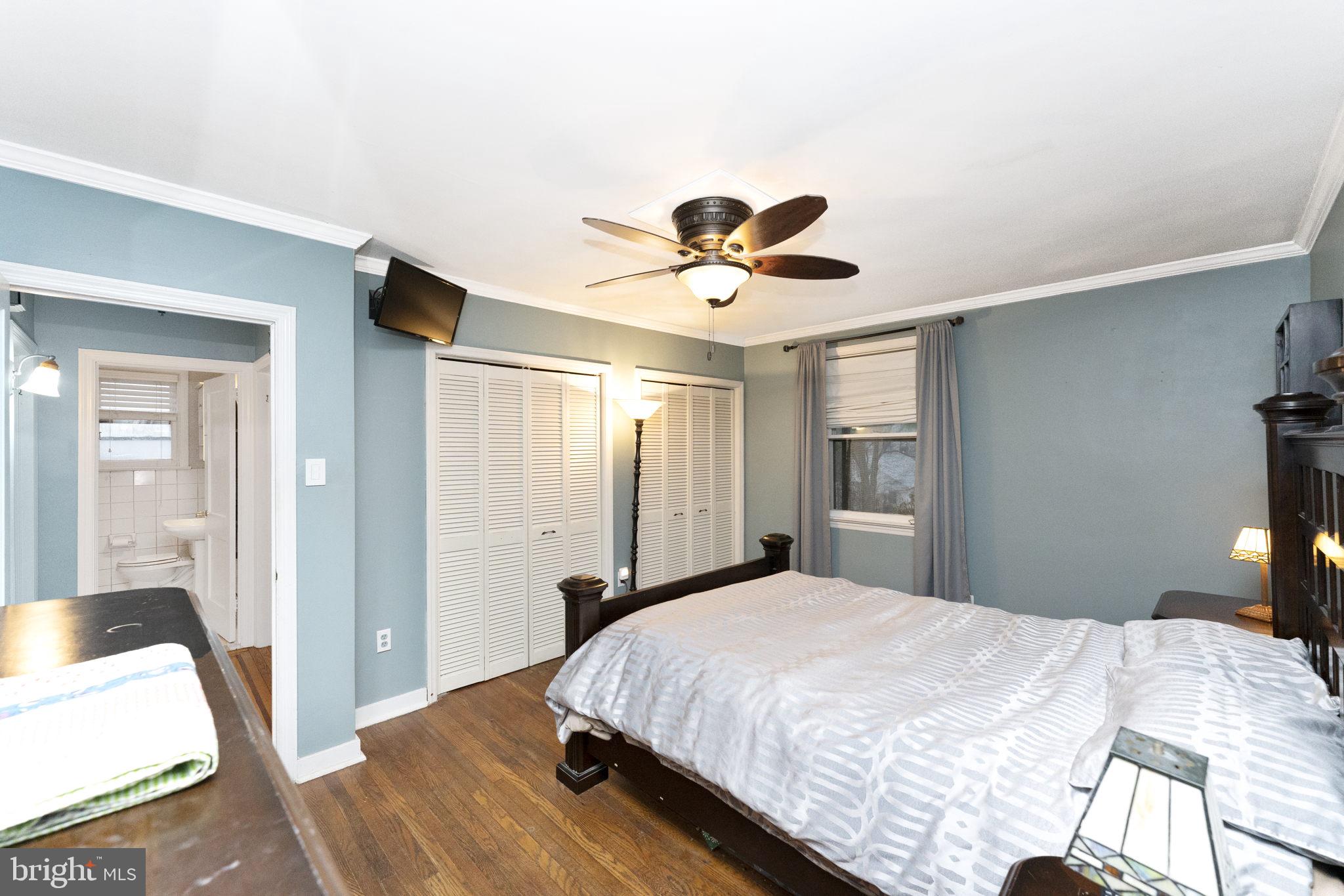 24 Hewett Road Wyncote, PA 19095 - Photo 18 of 31 Primary Bedroom