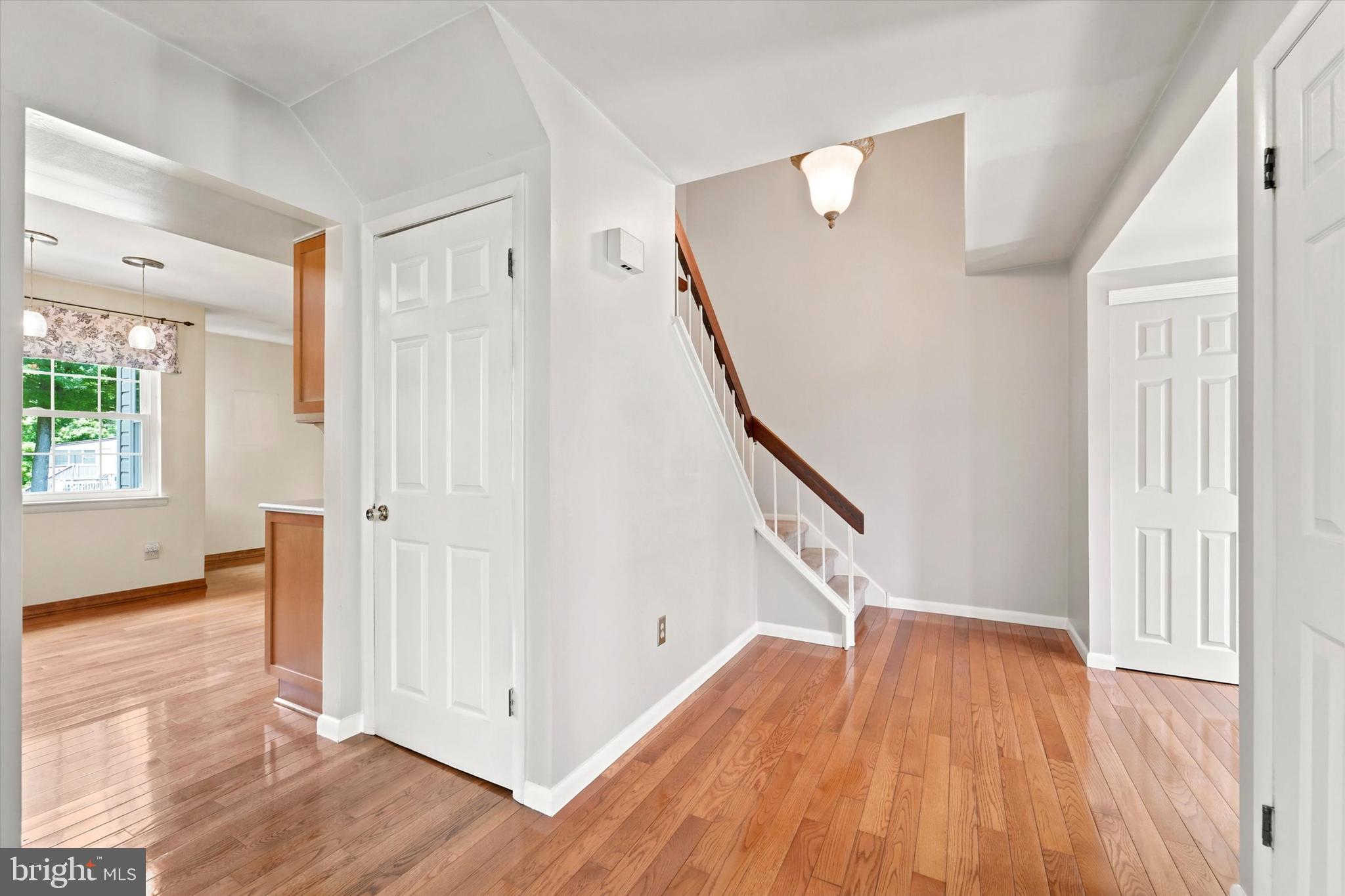 1928 Appaloosa Road Warrington, PA 18976 - Photo 5 of 39