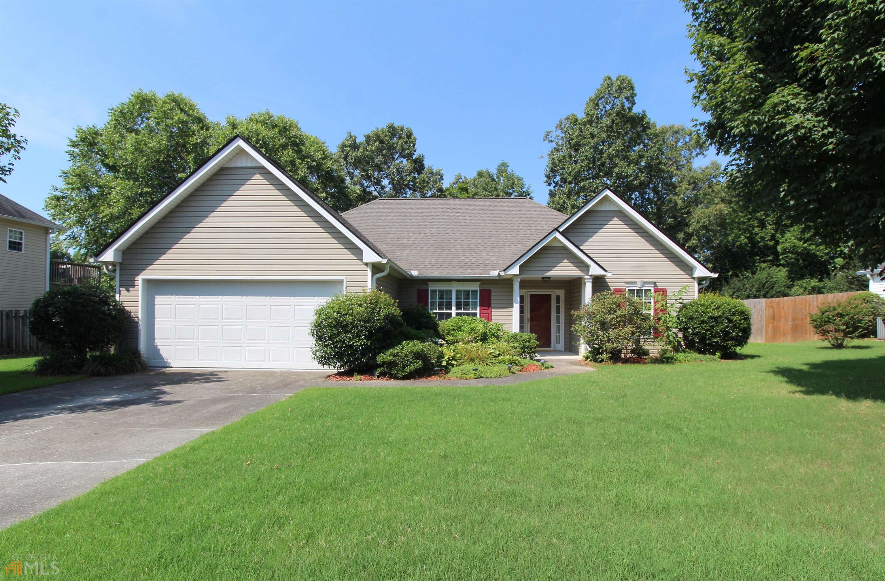 12 BoxWood Lane Rome, GA 30165 - Photo 1 of 1 a front view of a house with a yard and garage