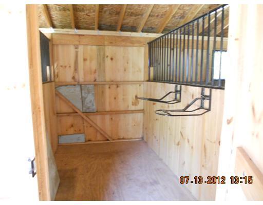 11 Cod Row Harpswell, ME 04079 - Photo 17 of 34 Stable/Barn.